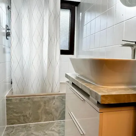 Hidden Gem: Zentrale Maisonette-wohnung Apartman Stuttgart